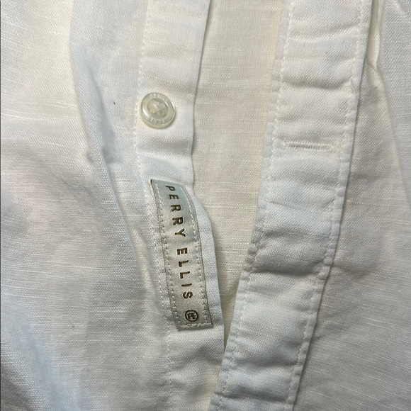 Perry Ellis White Casual Button Down Shirt Crisp Cotton Short Sleeve - Picture 2 of 4